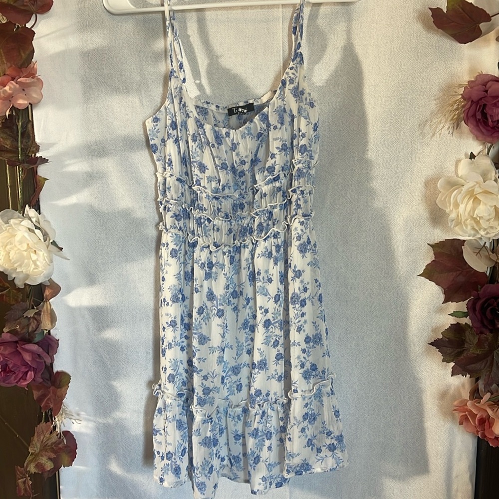 Floral blue dress